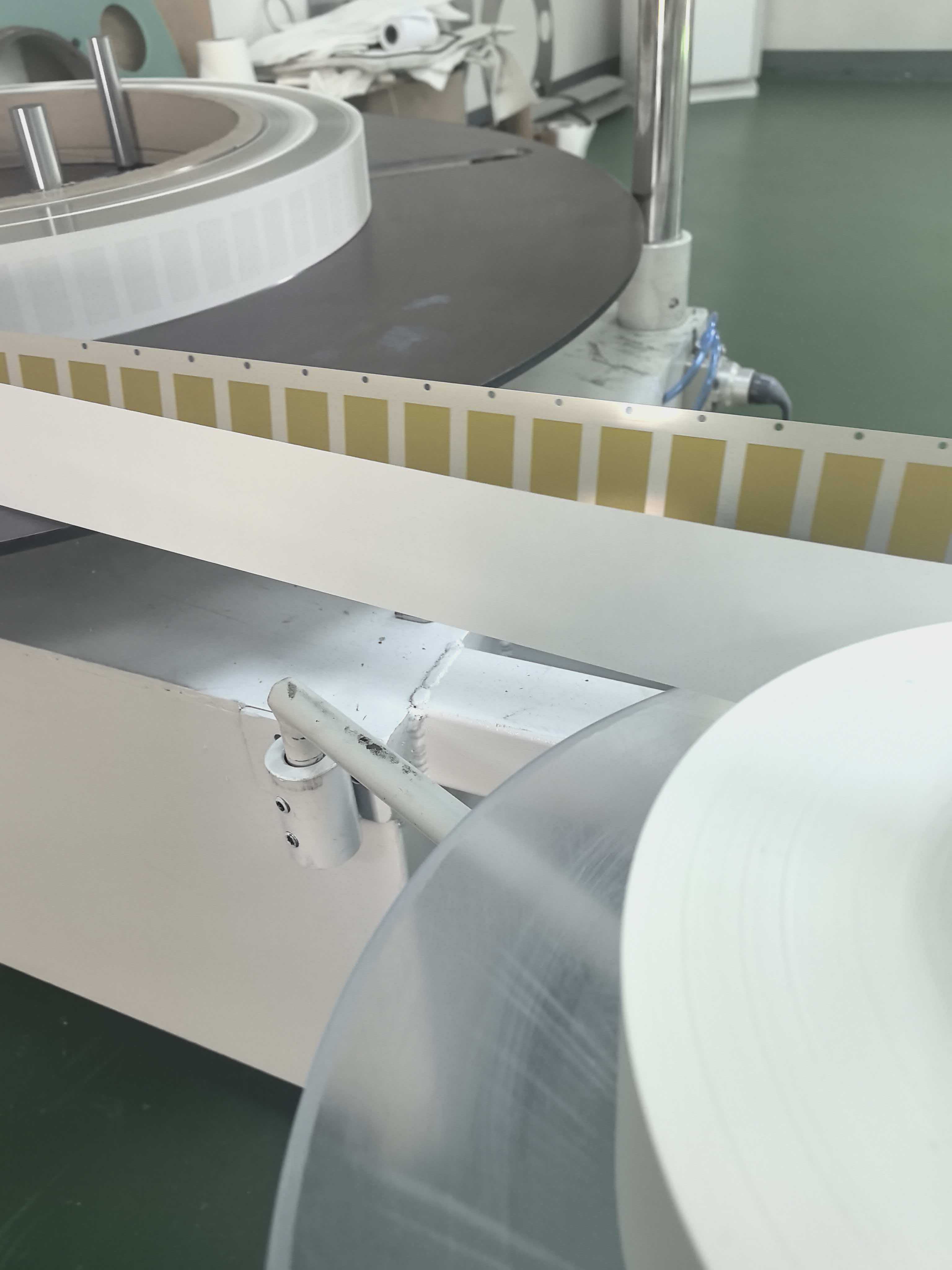 產(chǎn)    品   中    心